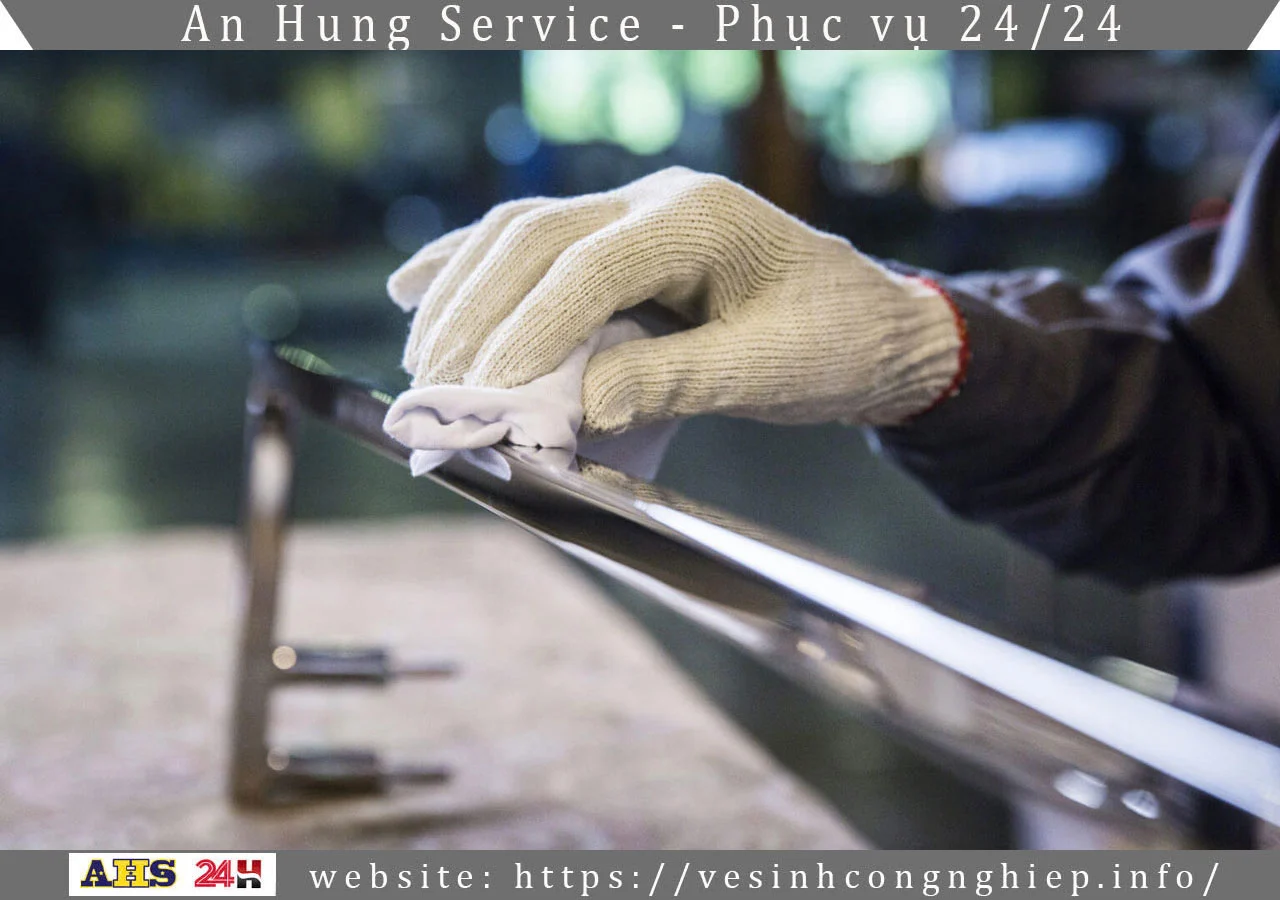 Đánh bóng đồ inox