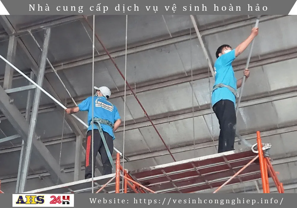 quét mạng nhện