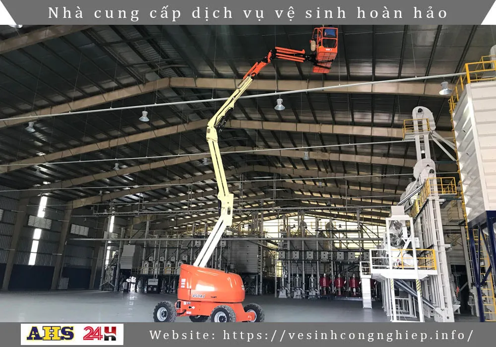 Xe Bum nâng người