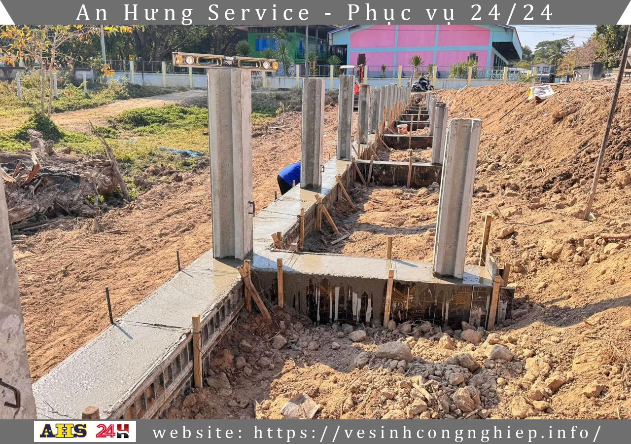Xây dựng hàng rào