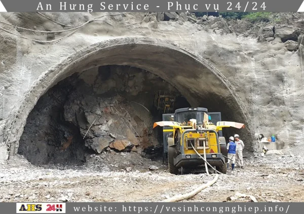Xây dựng đường hầm