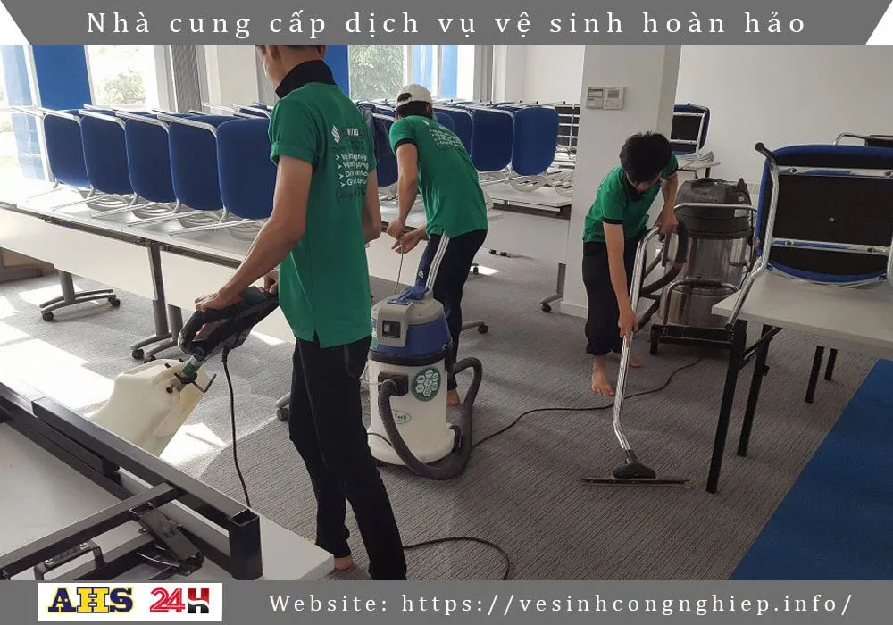 Đội dịch vụ giặt thảm