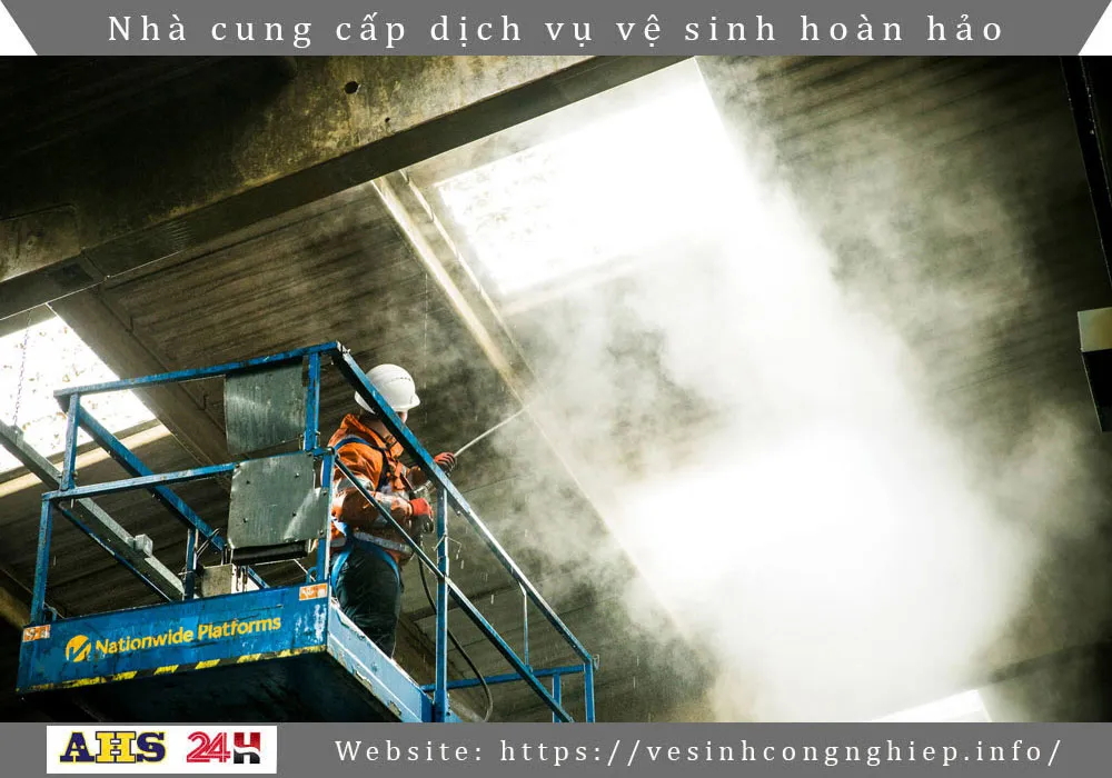 Nhân viên vệ sinh của AHS 24H