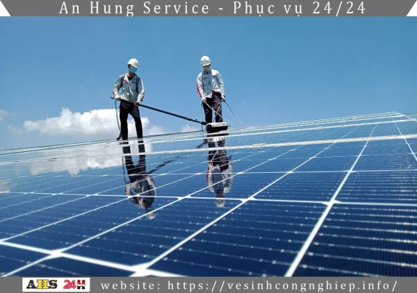 Vệ sinh pin năng lượng mặt trời